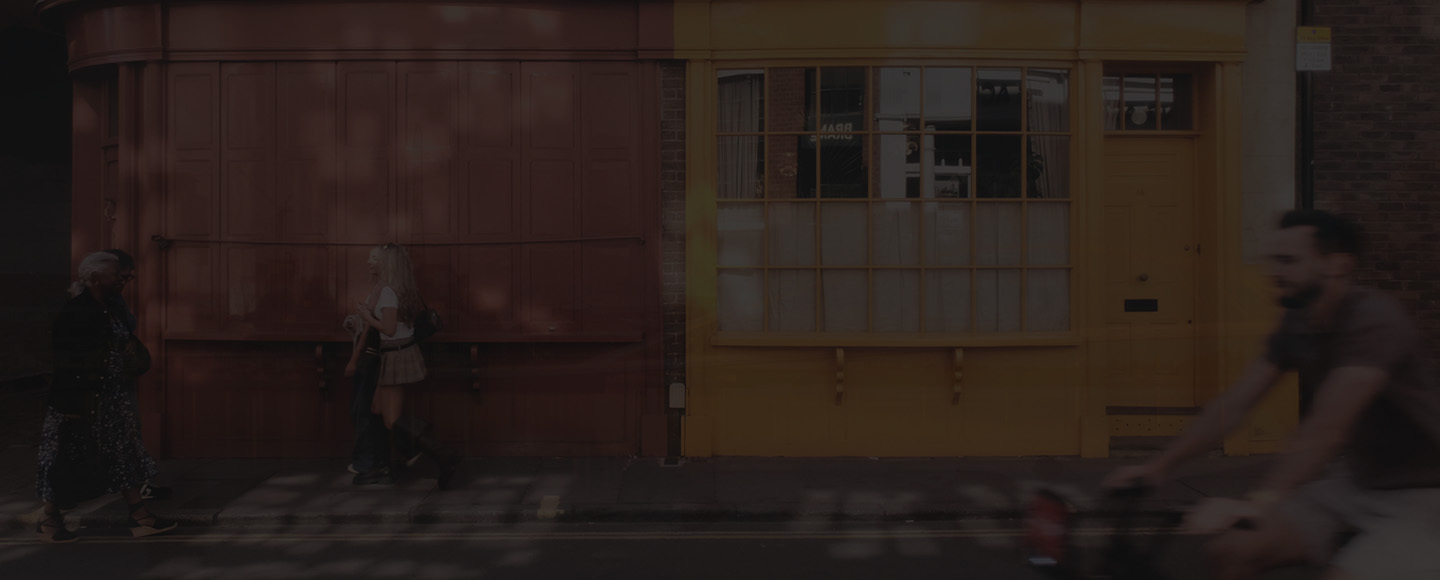 Living In London Hero V2